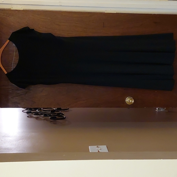 Jones New York - Ladies Dress - Picture 2 of 3